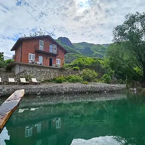  Guest house Borealis